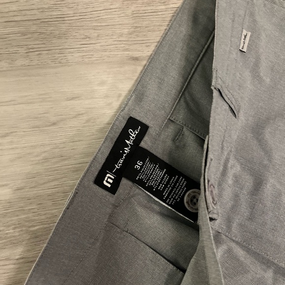 Travis Mathew 9” Golf Shorts - Picture 4 of 5